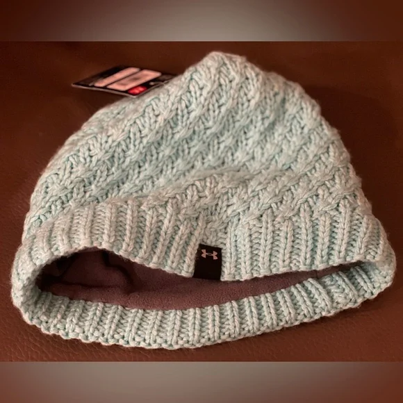 Under Armour Women’s Beanie — Baby Blue - Picture 6 of 14